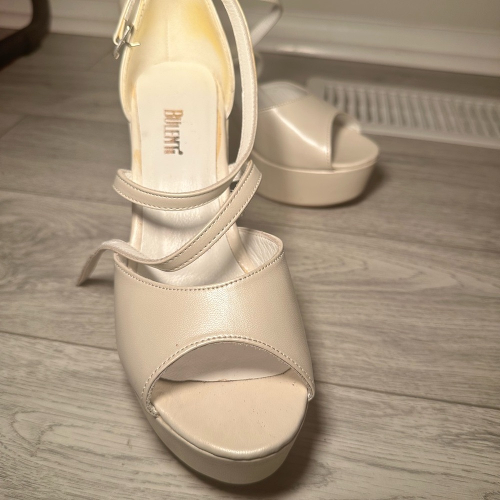 Blumarine Cream Platform Sandals
